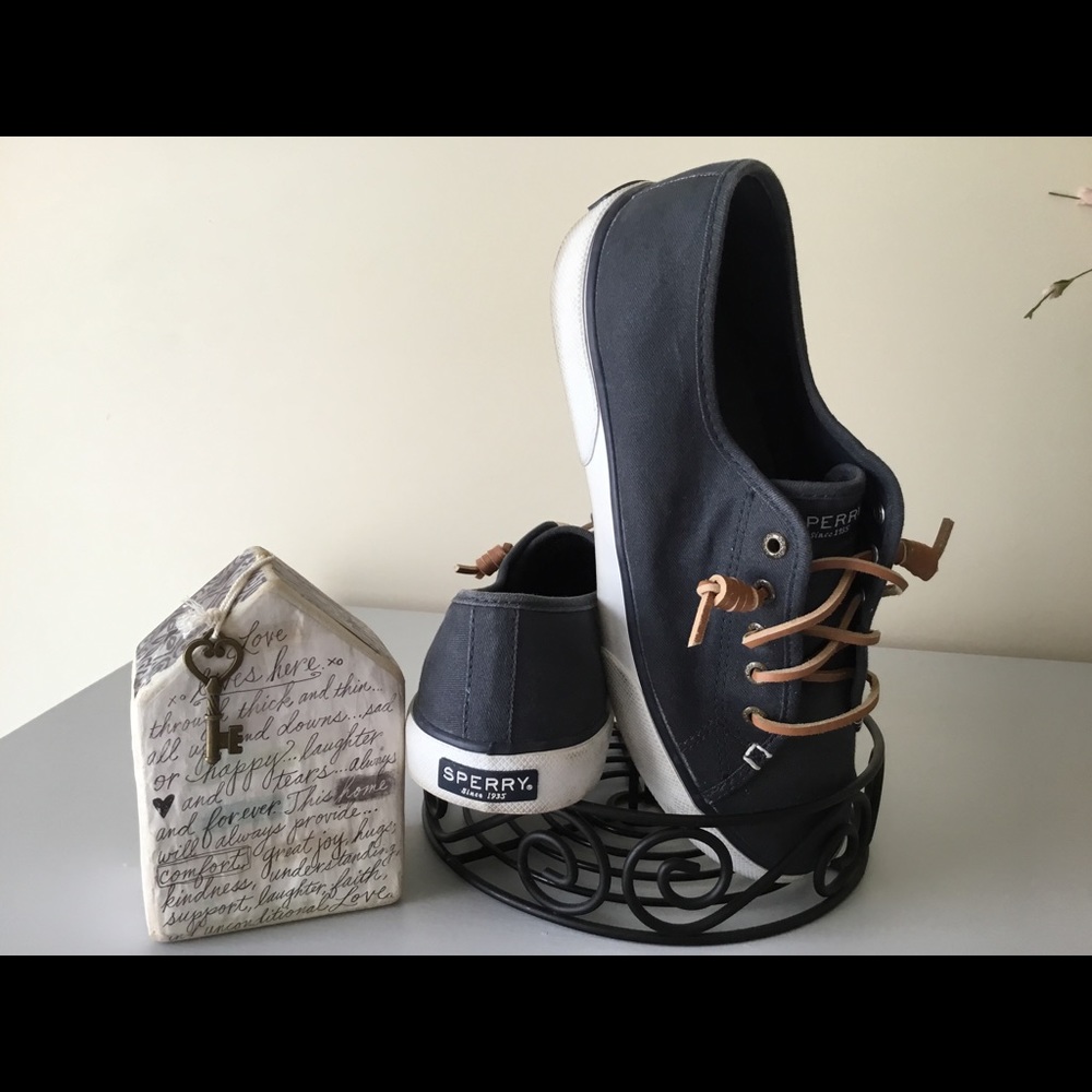 Sperry Boat Shoes/steal blue size 8